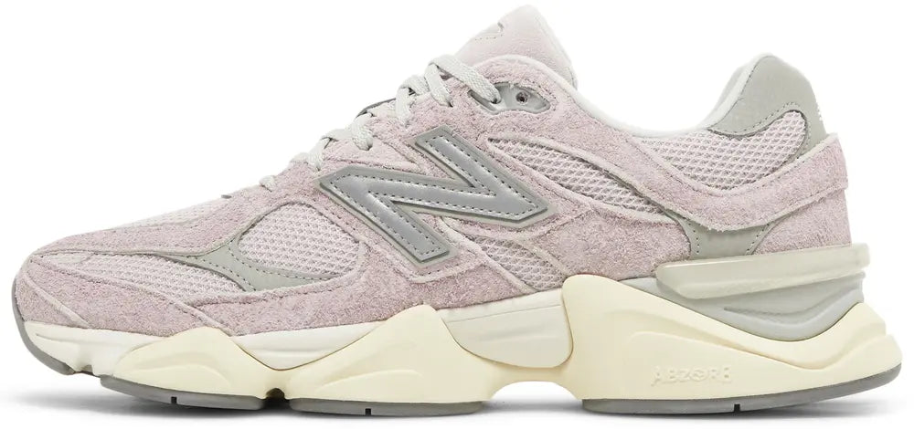 New Balance 9060 "December Sky"