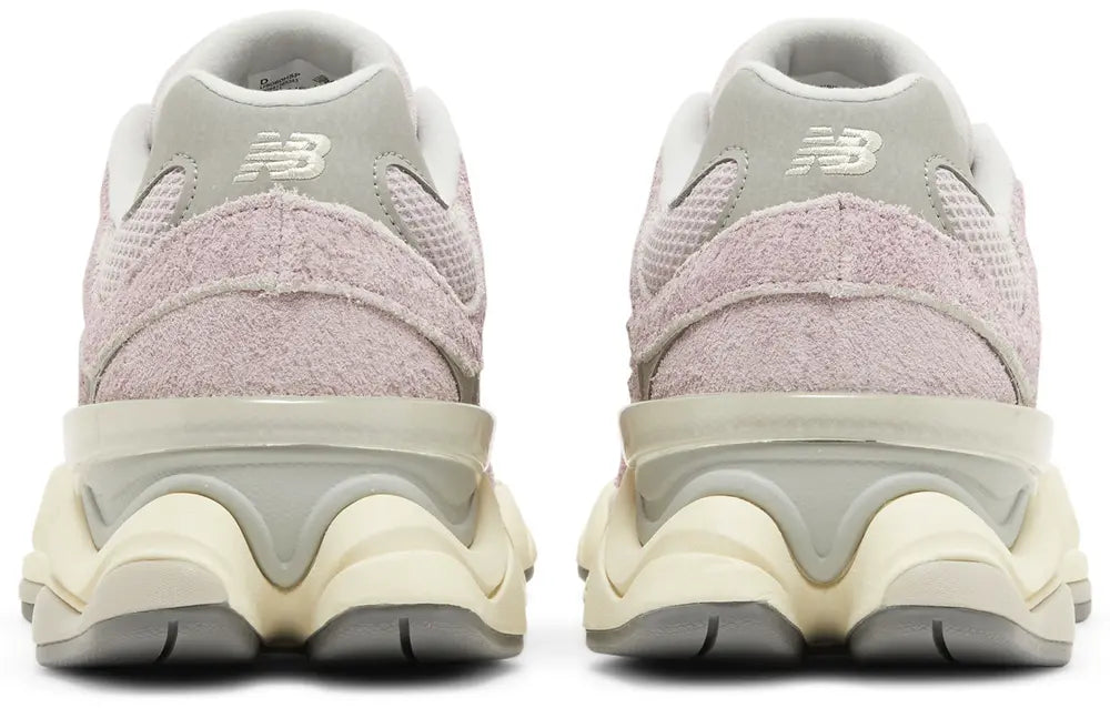 New Balance 9060 "December Sky"