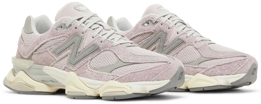 New Balance 9060 "December Sky"