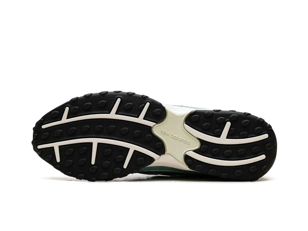 New Balance 204L "Kith Green"