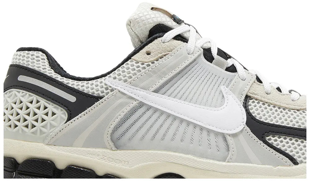 Nike Air Zoom Vomero 5 'Supersonic'