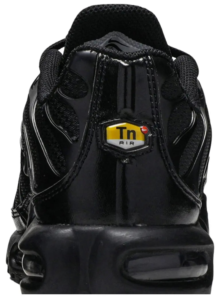 Nike Air Max Plus "Triple Black"