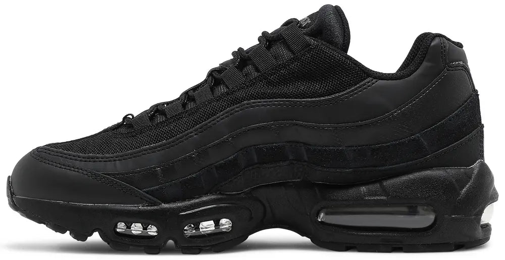 Nike Air Max 95 "Triple Black"