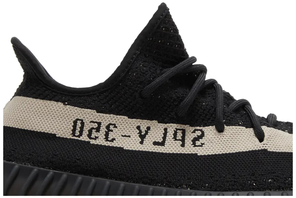 Yeezy Boost 350 V2 "Oreo"
