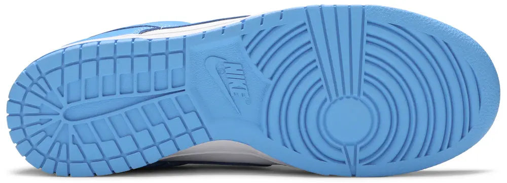 Nike Dunk Low "UNC"