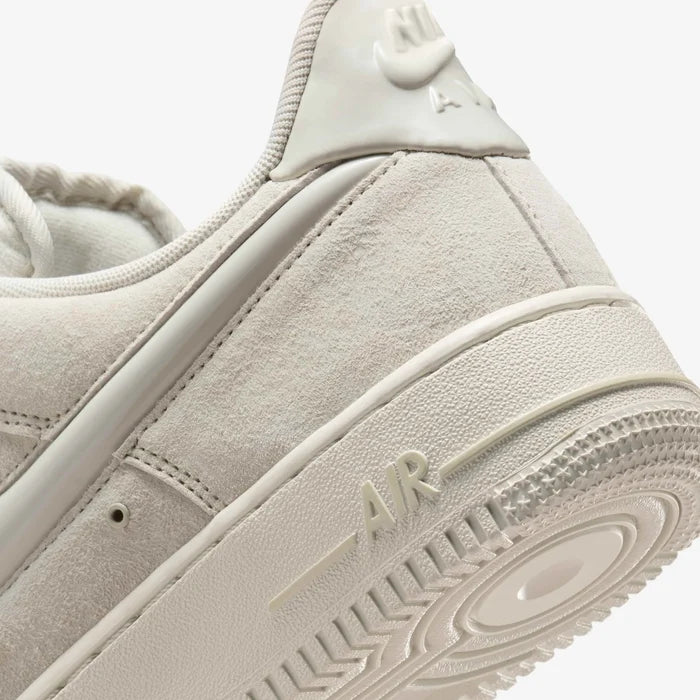 Nike Air Force 1 'Light Orewood Brown'