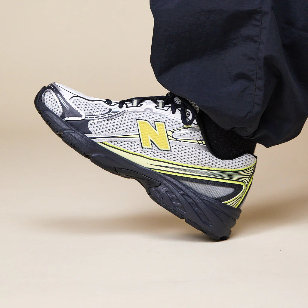 New Balance 740 "Sea Salt Phantom"