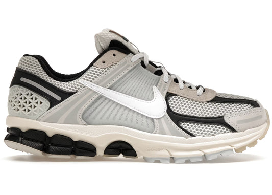 Nike Zoom Vomero 5 "Light Bone Black"