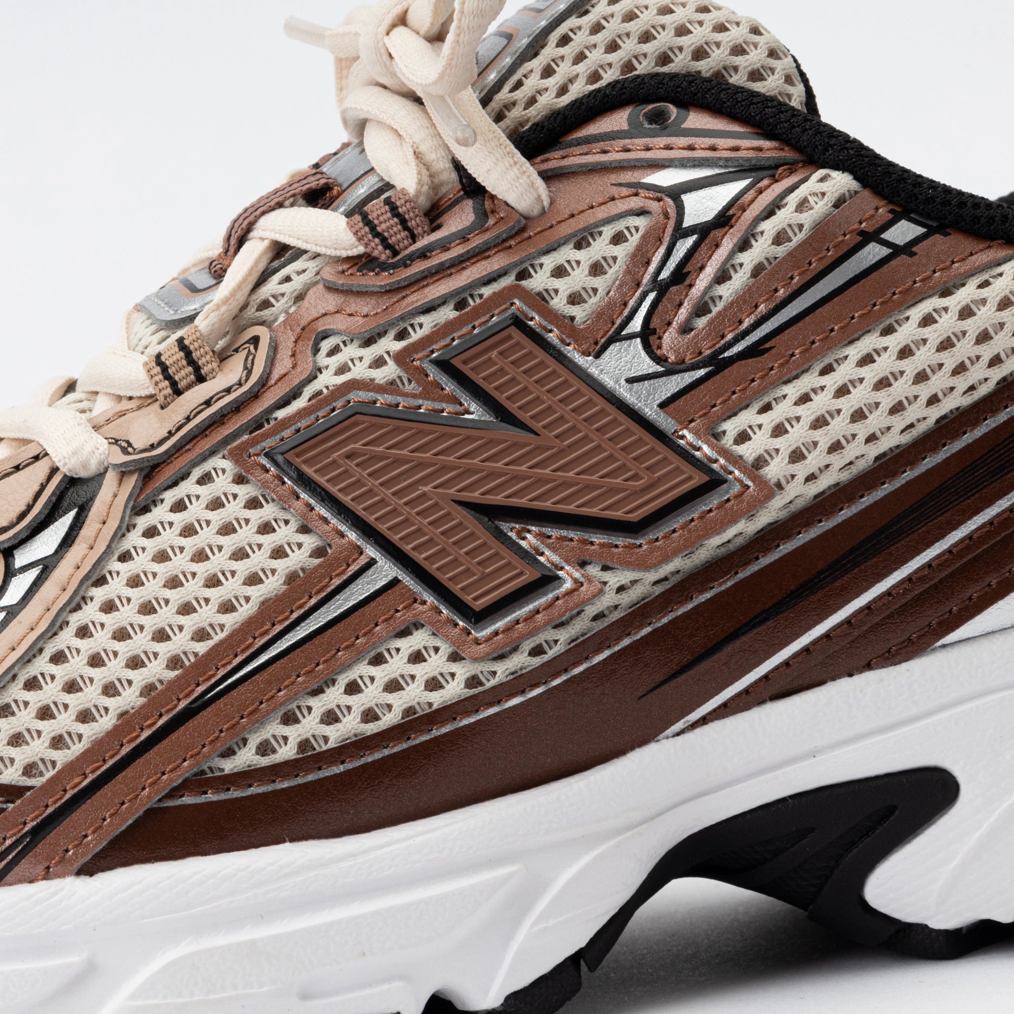 New Balance 740 'Rich Oak'