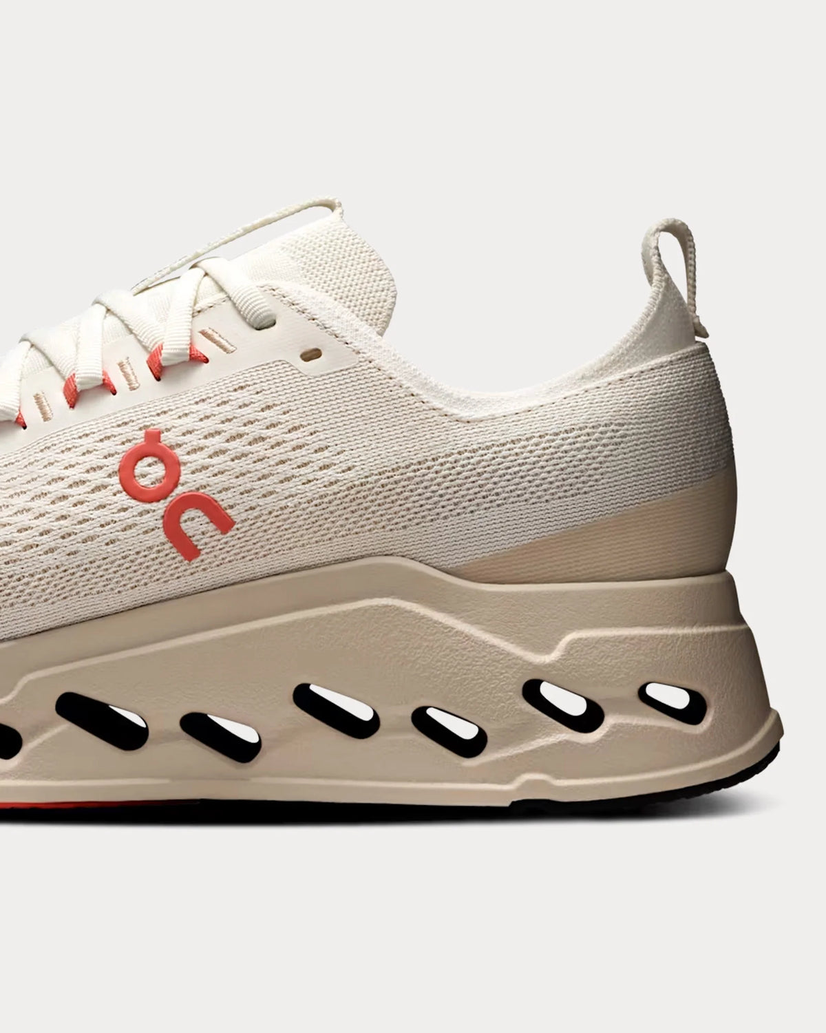 ON Cloudsurfer Max 'Ivory Salmon'